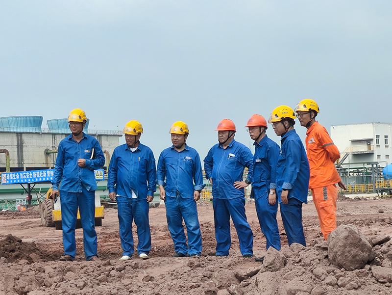 箱涵基坑全線貫通！傅利才、陳懋金蒞臨現(xiàn)場指導(圖1)